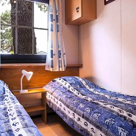 Mobile With Terrace At Domaine Les Muriers, Vendres-plage * Vendres