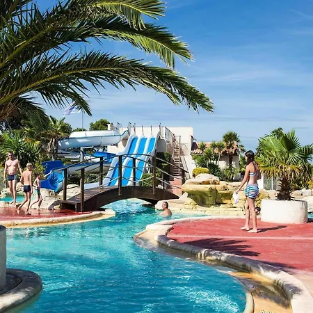Mobile With Terrace At Domaine Les Muriers, Vendres-plage * Vendres