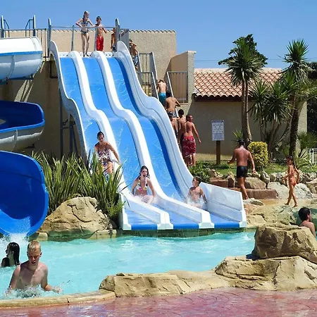 Mobile With Terrace At Domaine Les Muriers, Vendres-plage Casa vacanze Vendres