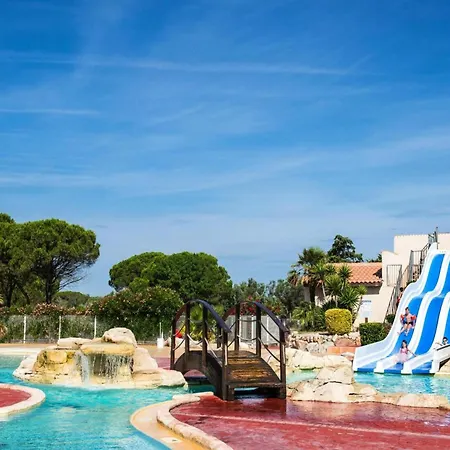 Mobile With Terrace At Domaine Les Muriers, Vendres-plage