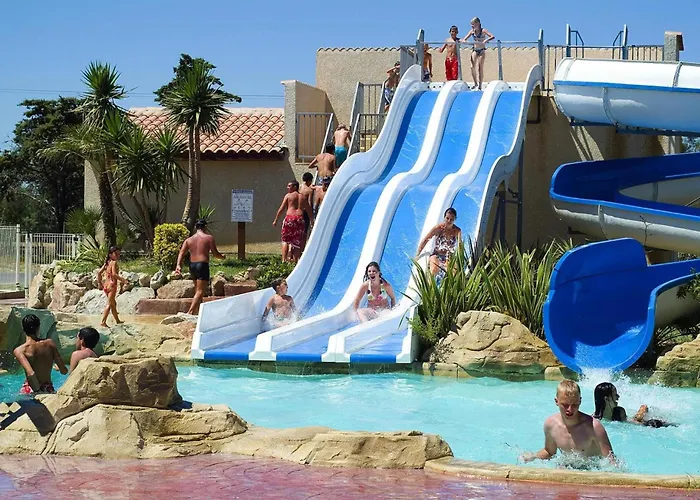 Mobile With Terrace At Domaine Les Muriers, Vendres-plage 度假居 *