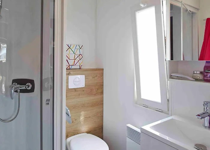Mobile With Terrace At Domaine Les Muriers, Vendres-plage * 旺德雷