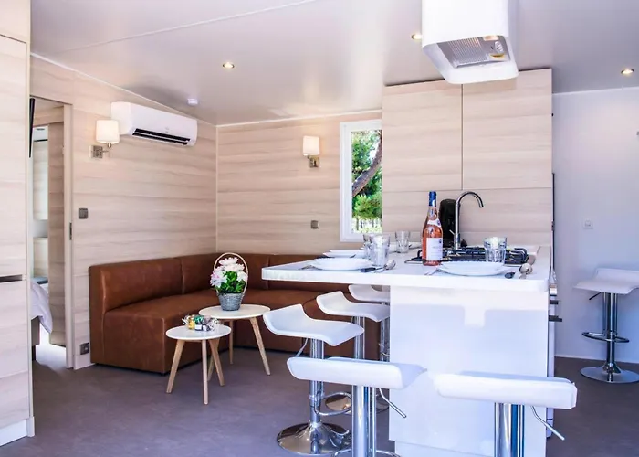 度假居 Mobile With Terrace At Domaine Les Muriers, Vendres-plage 旺德雷