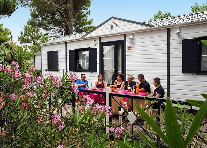 度假居 Mobile With Terrace At Domaine Les Muriers, Vendres-plage *