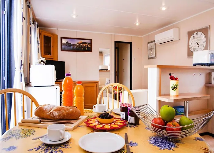 Mobile With Terrace At Domaine Les Muriers, Vendres-plage 度假居 旺德雷